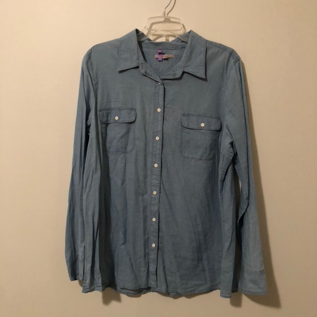 Gap Lightweight Chambray Button Down
